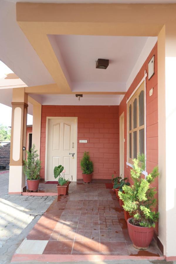 Sai Holiday Home Madikeri Bagian luar foto